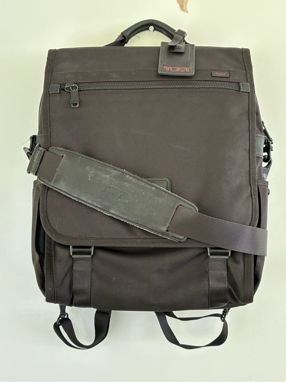 Tumi Black Nylon Convertible Backpack Shoulder Strap Messenger Bag